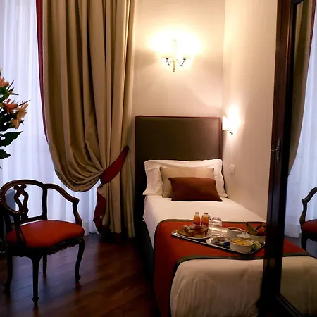 מלון Palazzo Riario Sforza 4*